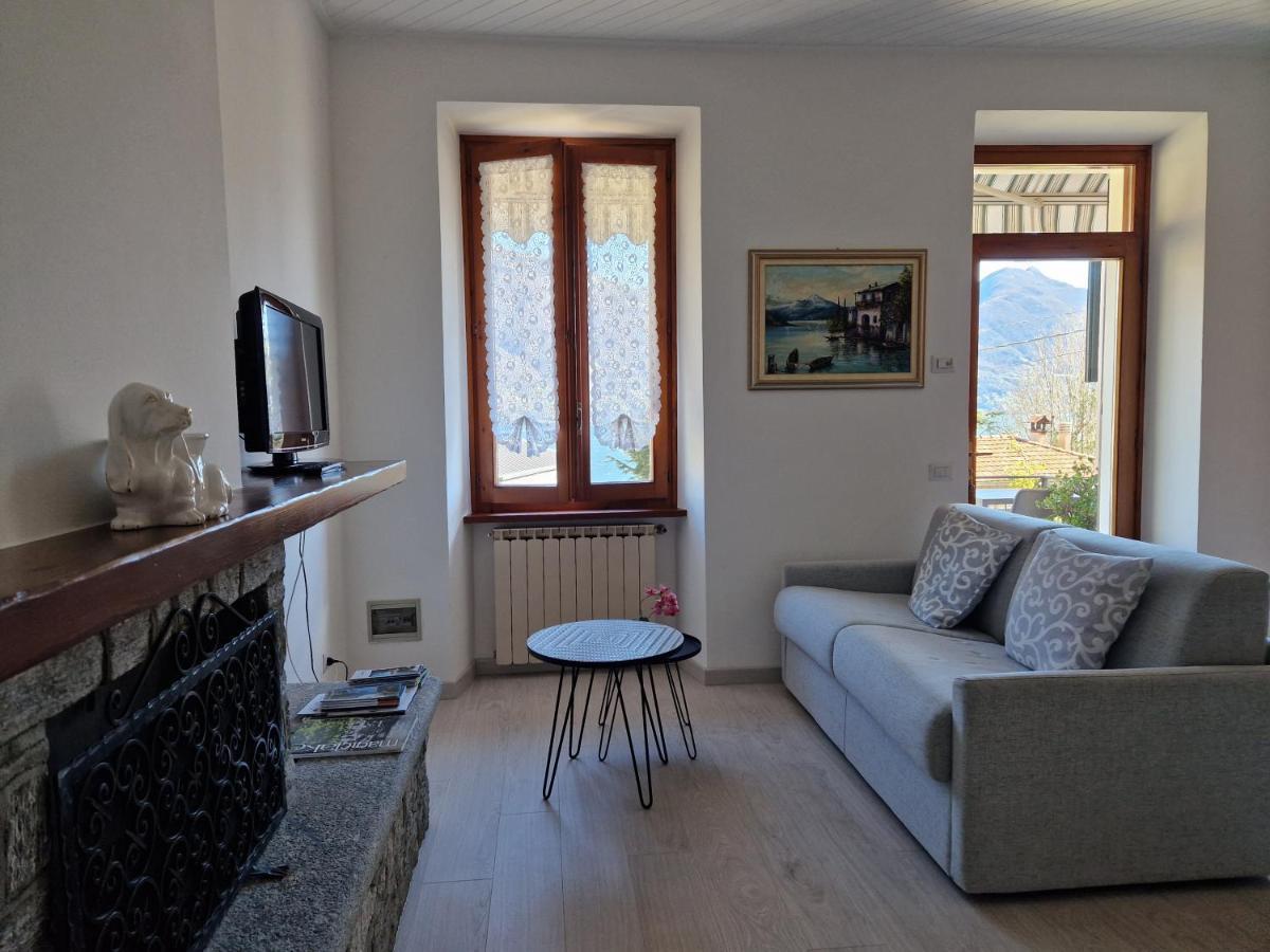 Ferienwohnung BorgoCastello Rezzonico Exterior foto